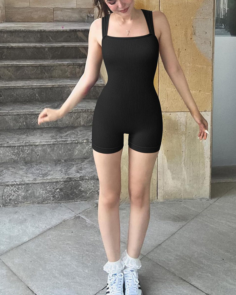 Ärmelloses Sport-Overall mit quadratischem Ausschnitt und Trägern