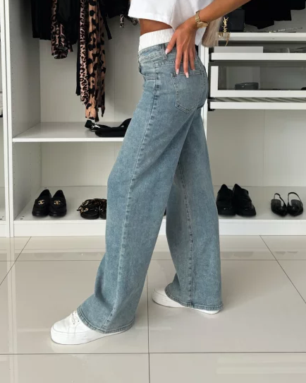 Hochtaillierte Weite Bein Jeans mit weißen Einsätzen