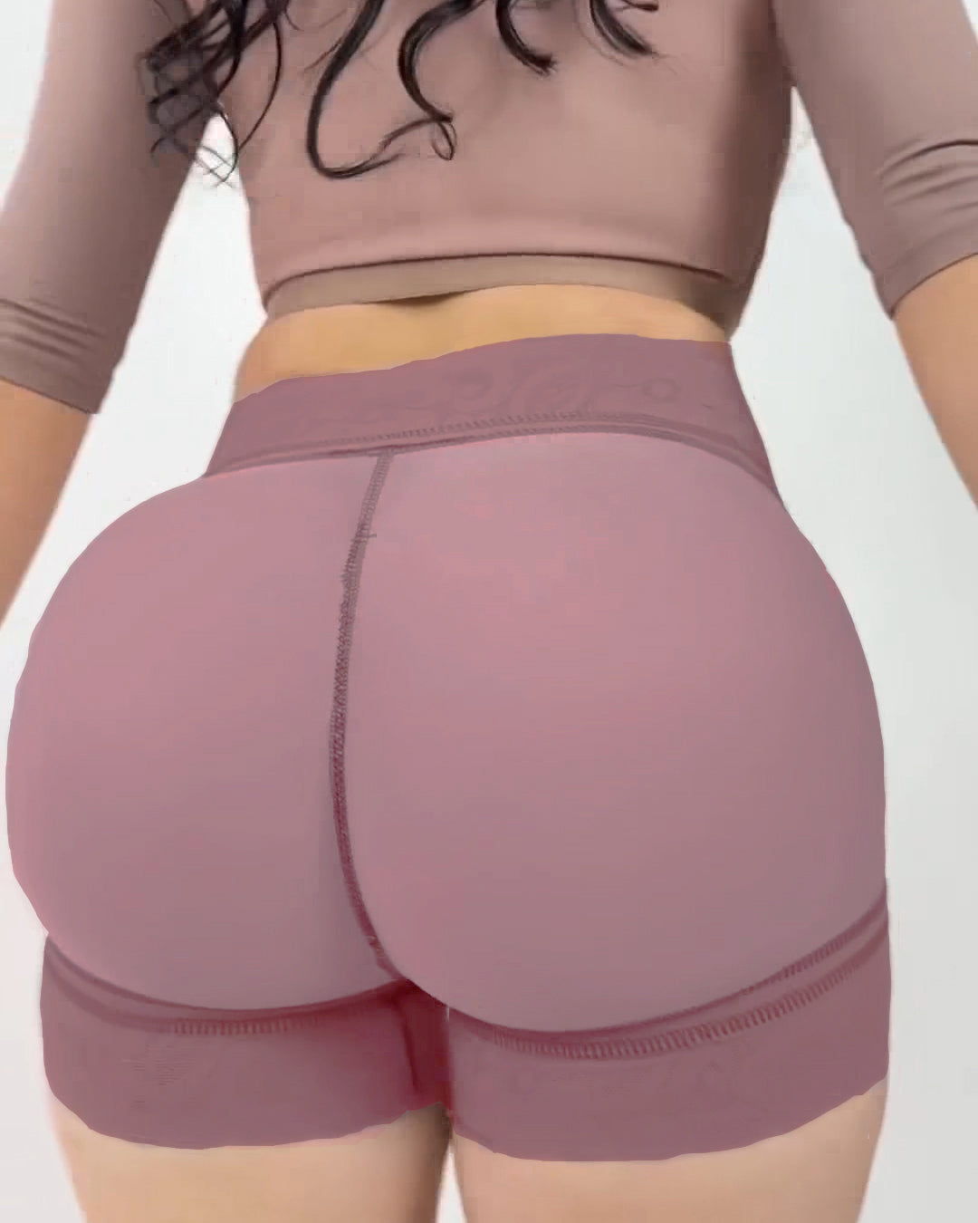 Nahtlose Po-Lift Shaper Shorts