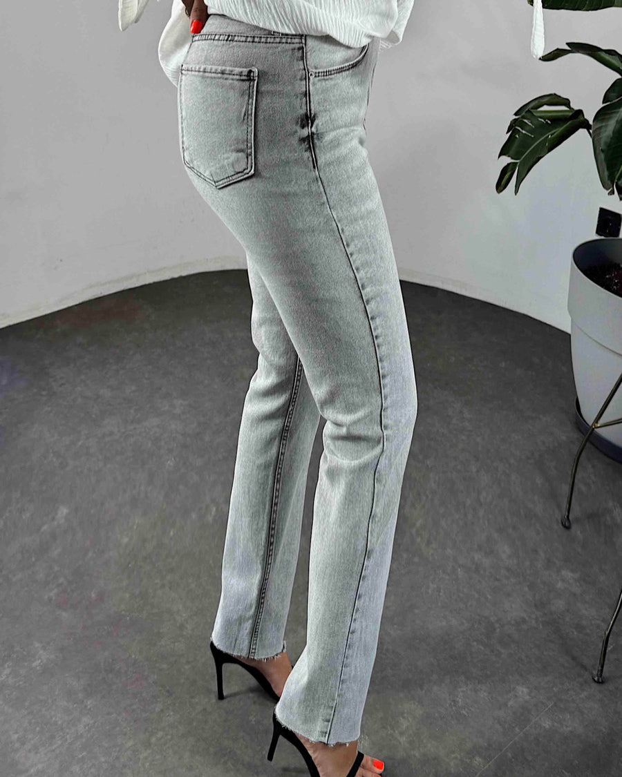 Hochtaillierte Boyfriend Damenjeans Grau