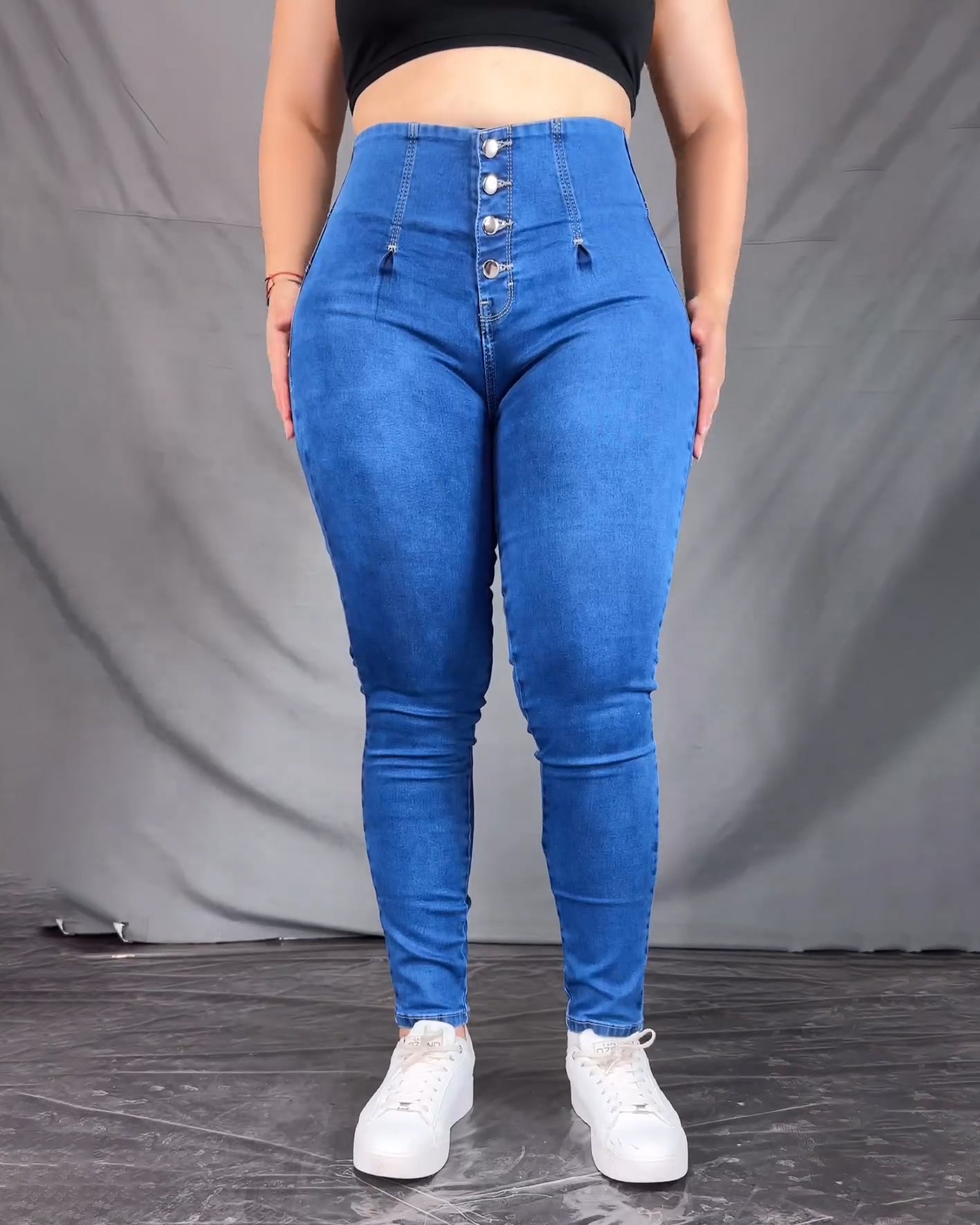 Figurformende High-Waist Faja-Jeans mit Po-Push-up-Effekt