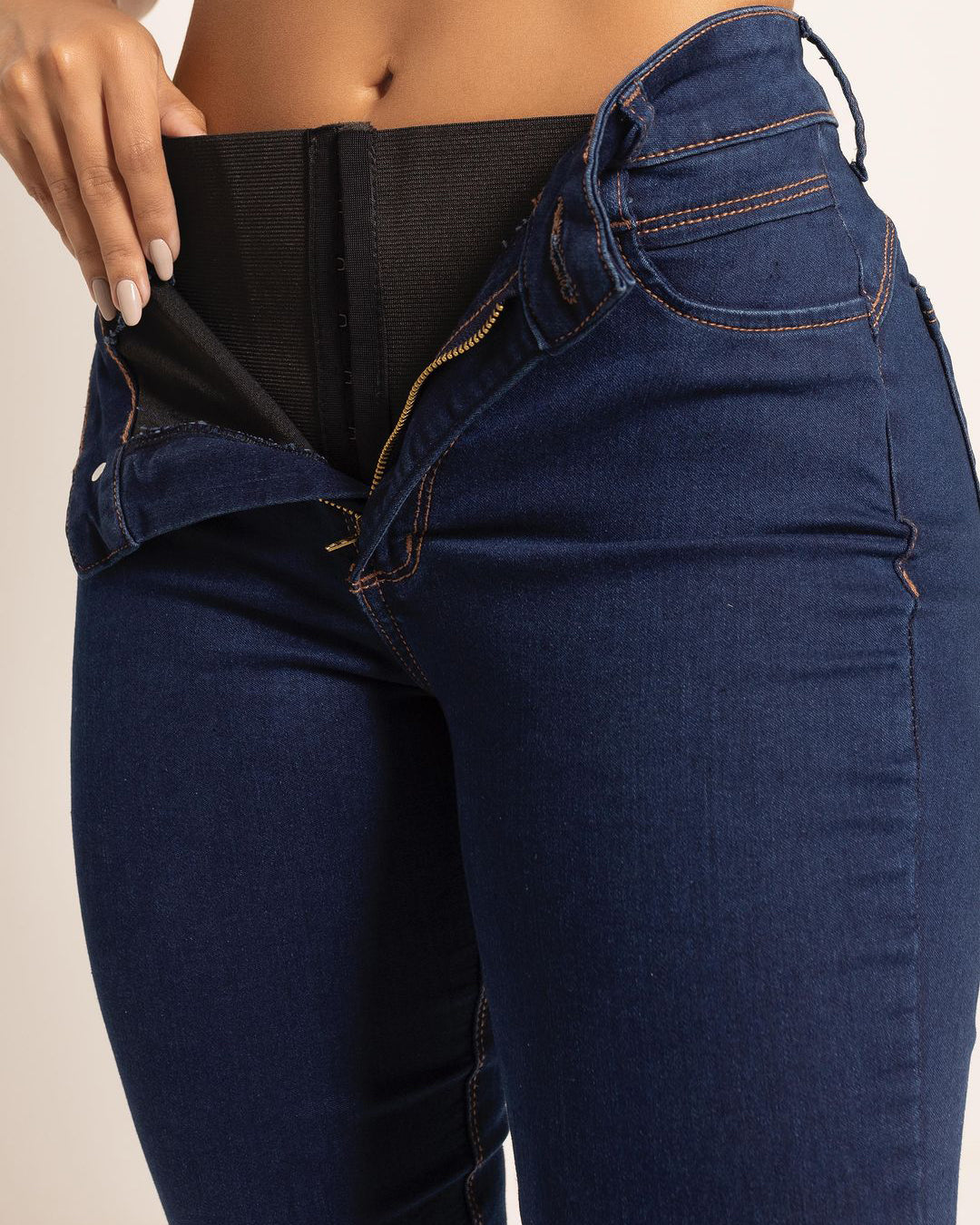 Tiefblaue Interna Faja Form-Jeans