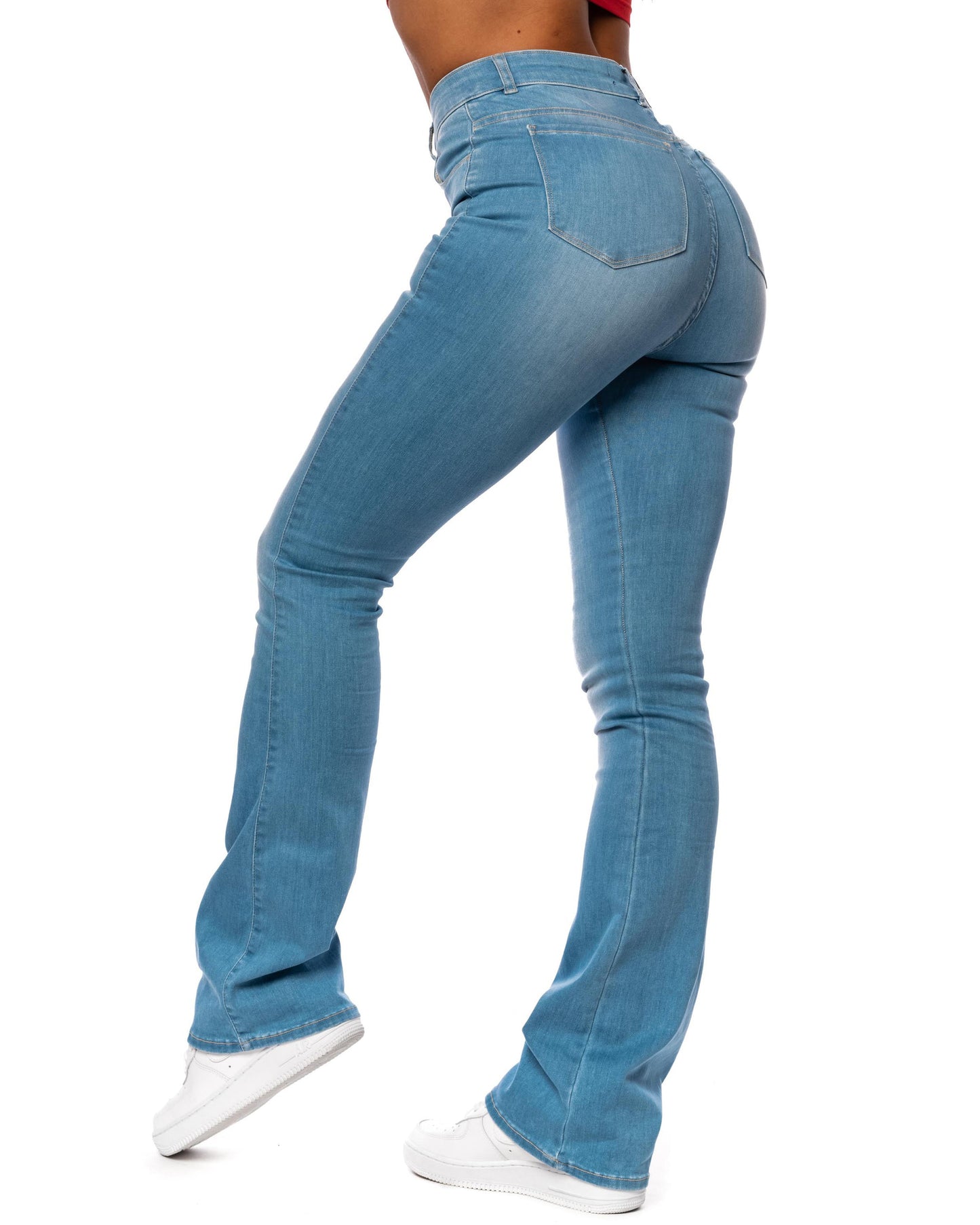 Eng geschnittene Bootcut-Skinny-Jeans