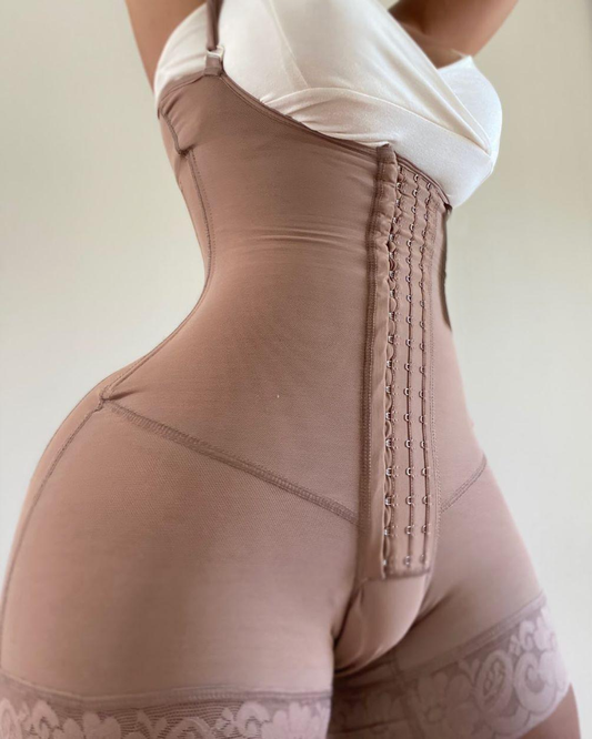 Taillenmieder-Faja mit Po-Lifting offener Büste und Schrittöffnung