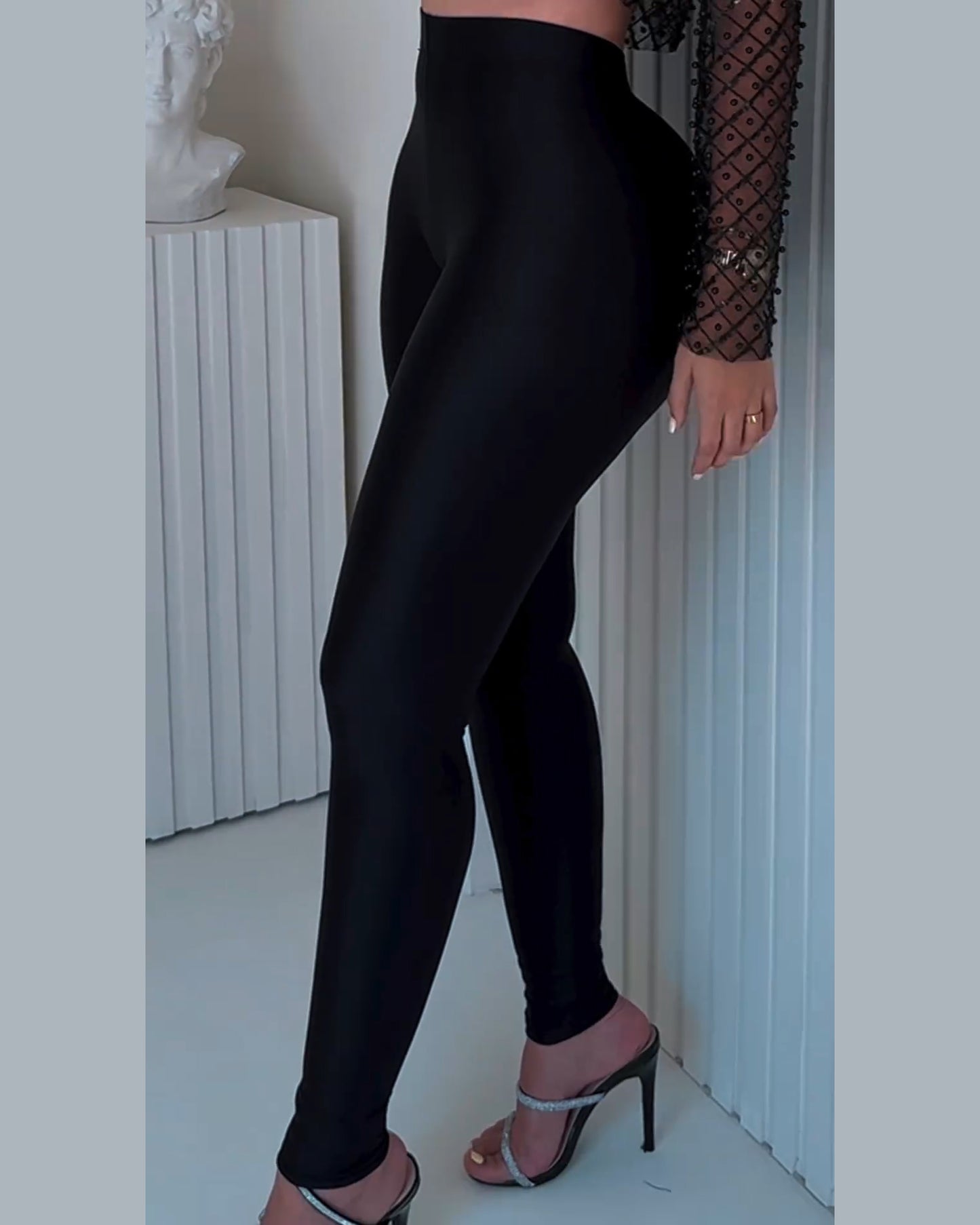 Schlanke nahtlose High-Waist-Po-Lift-Leggings