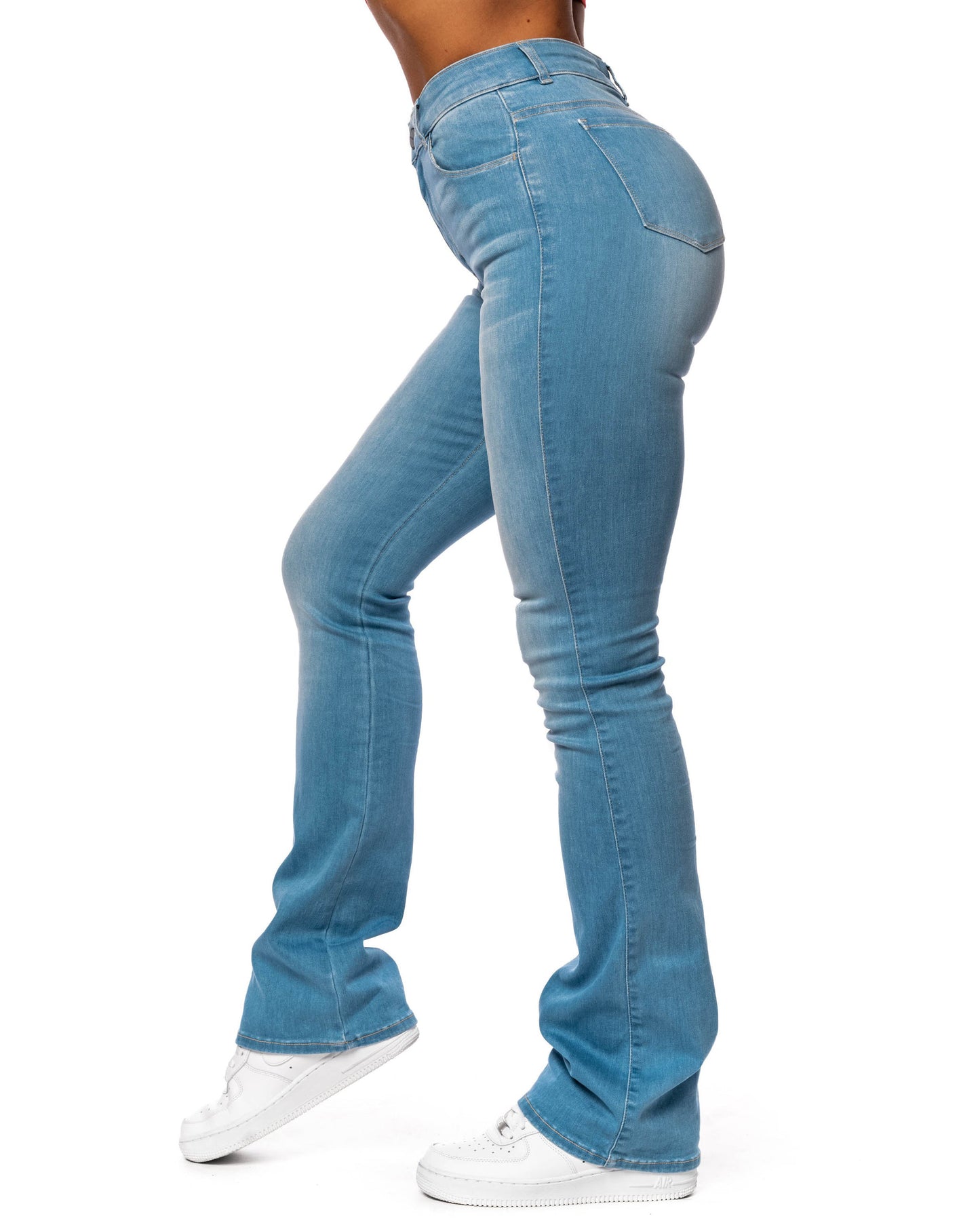 Eng geschnittene Bootcut-Skinny-Jeans