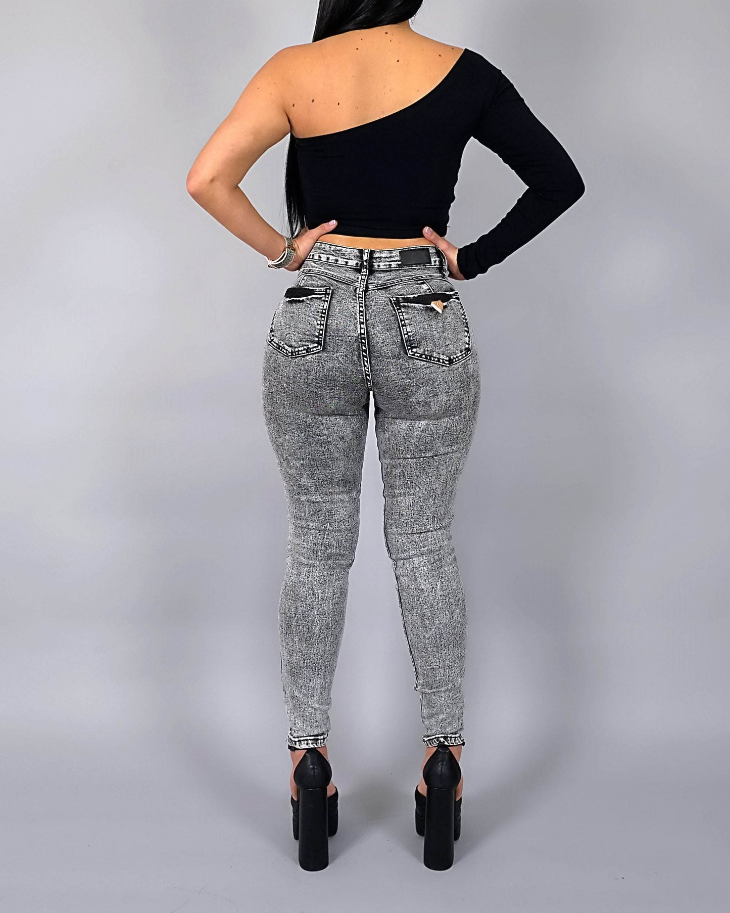 Hell-graue Faja-Jeans mit Bauchformung und Shaping-Einsätzen