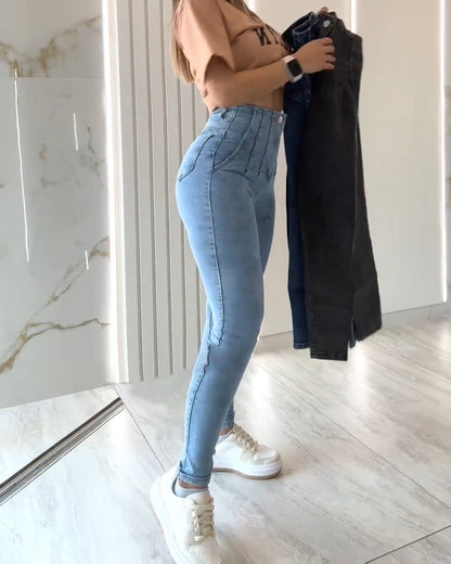 Hochtaillierte Skinny Jeans mit Po-Push-Up und Trendy-Design