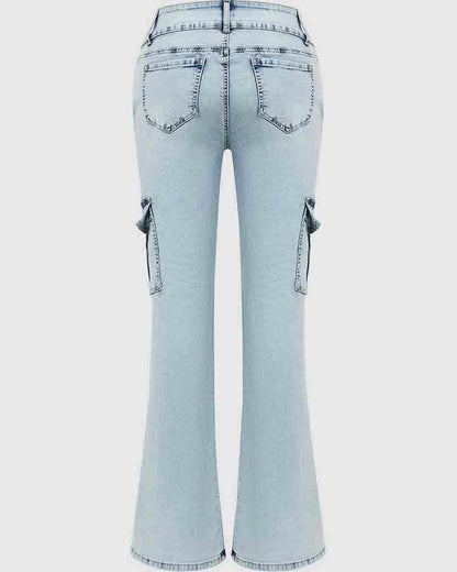 Mehrfachtaschen Doppelknopf Mid-Rise Flared Cargo Jeans
