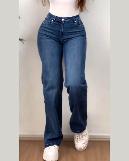 Gerade geschnittene Jeanshose mit weitem Beinverlauf