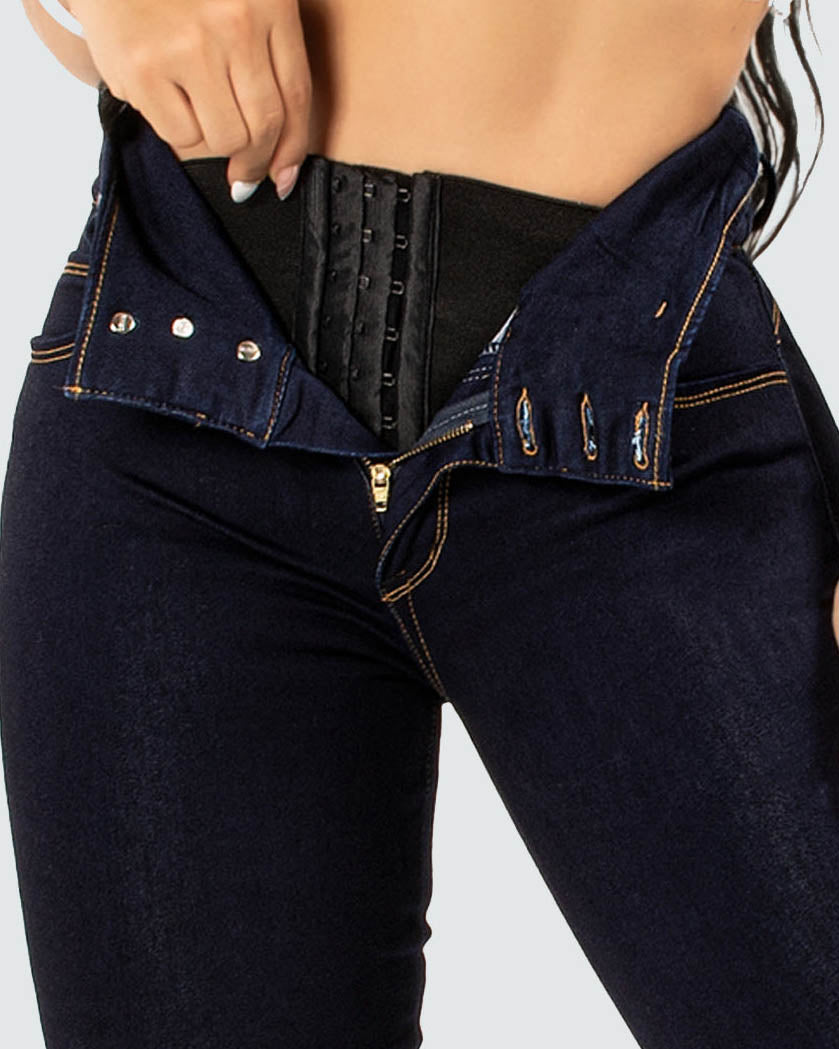 Faja-Jeans mit Figurformung und Bauchkontrolle