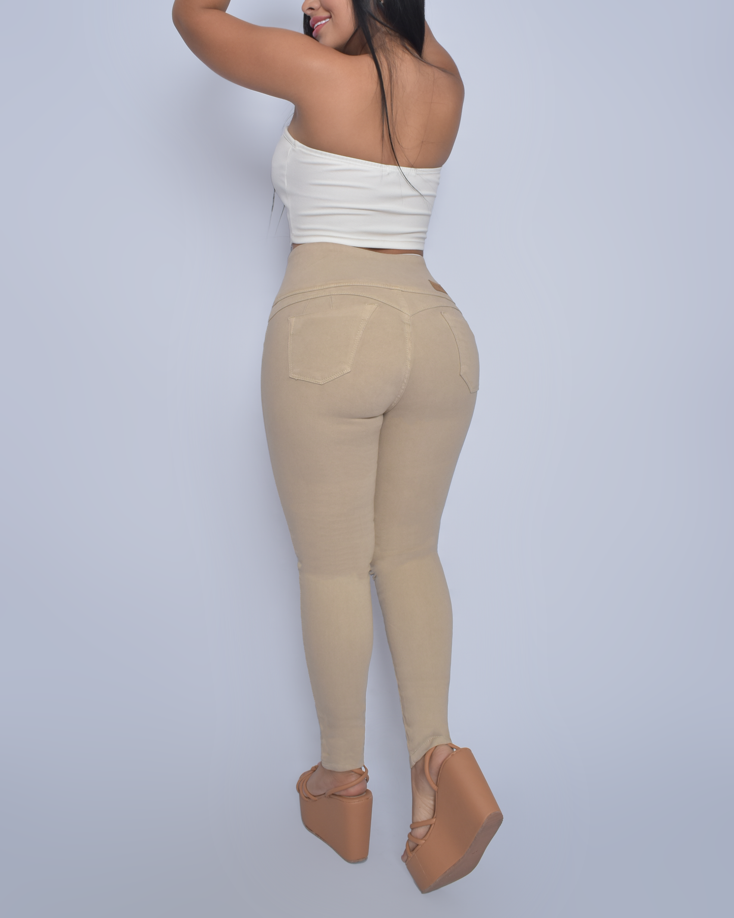 Maßgefertigte Jeans mit Bauchshaping