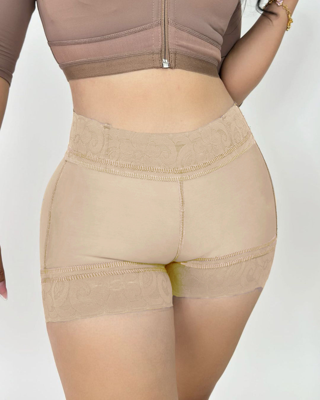 Nahtlose Po-Lift Shaper Shorts