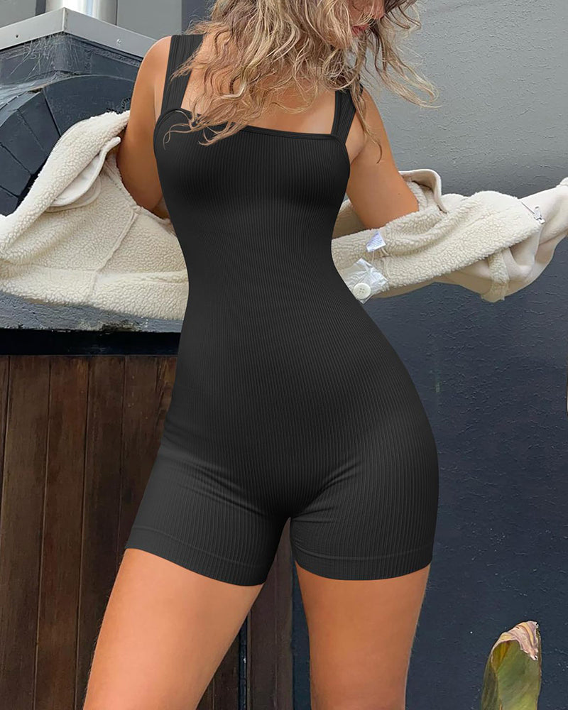 Ärmelloses Sport-Overall mit quadratischem Ausschnitt und Trägern