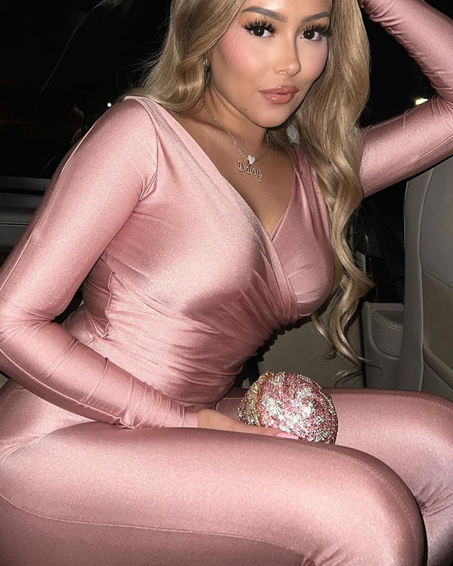 Schlanke V-Ausschnitt-Kollektion