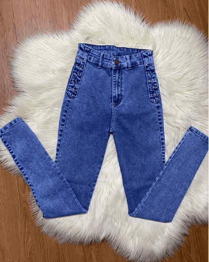 Hellblaue Geflochtene Jeans