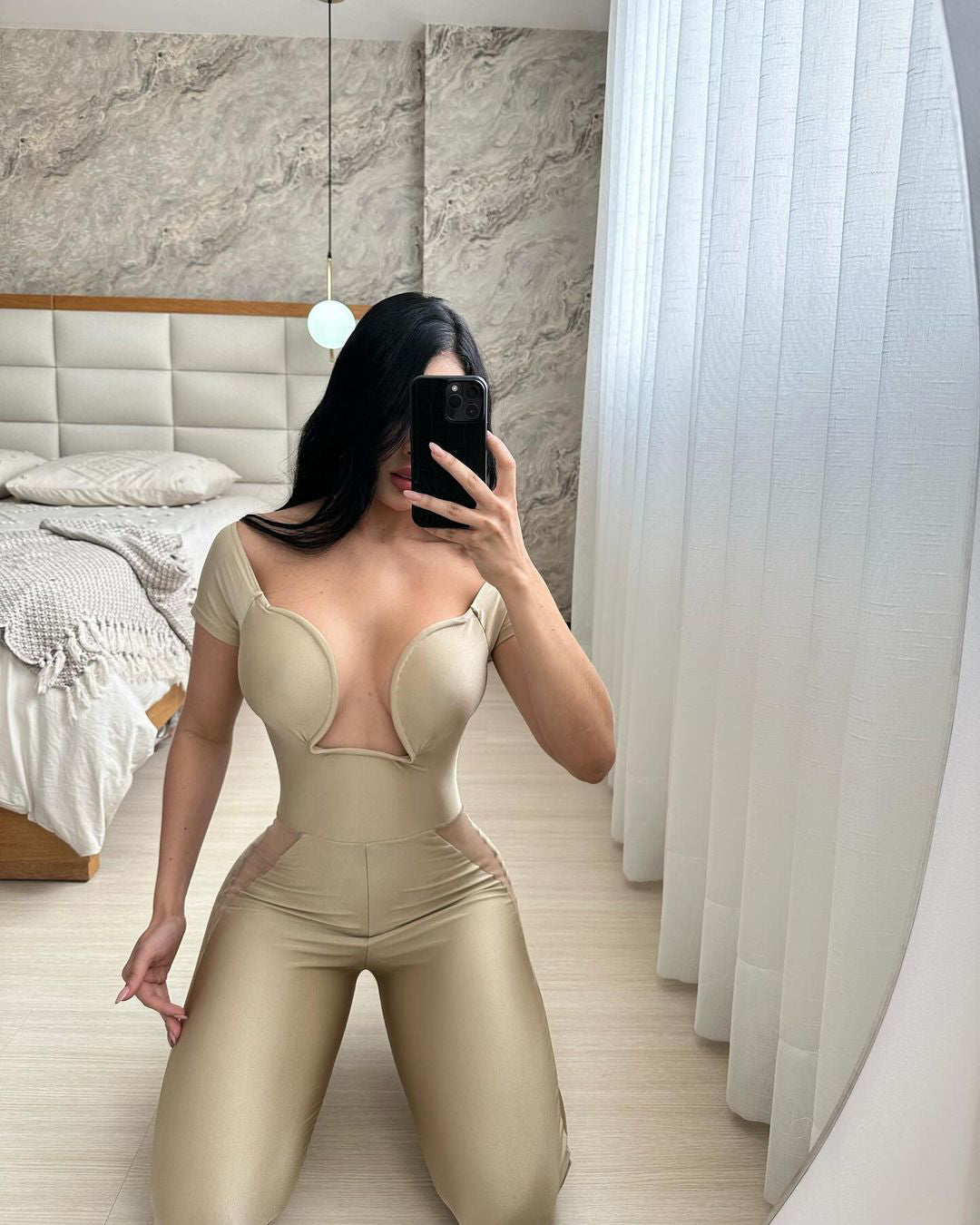 Dicke Lycra Einheitsgrößen-Jumpsuit