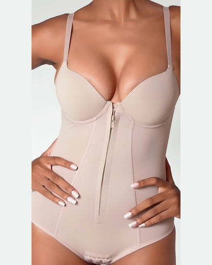 Formen mit maximaler Kompression Doppelter Frontreißverschluss