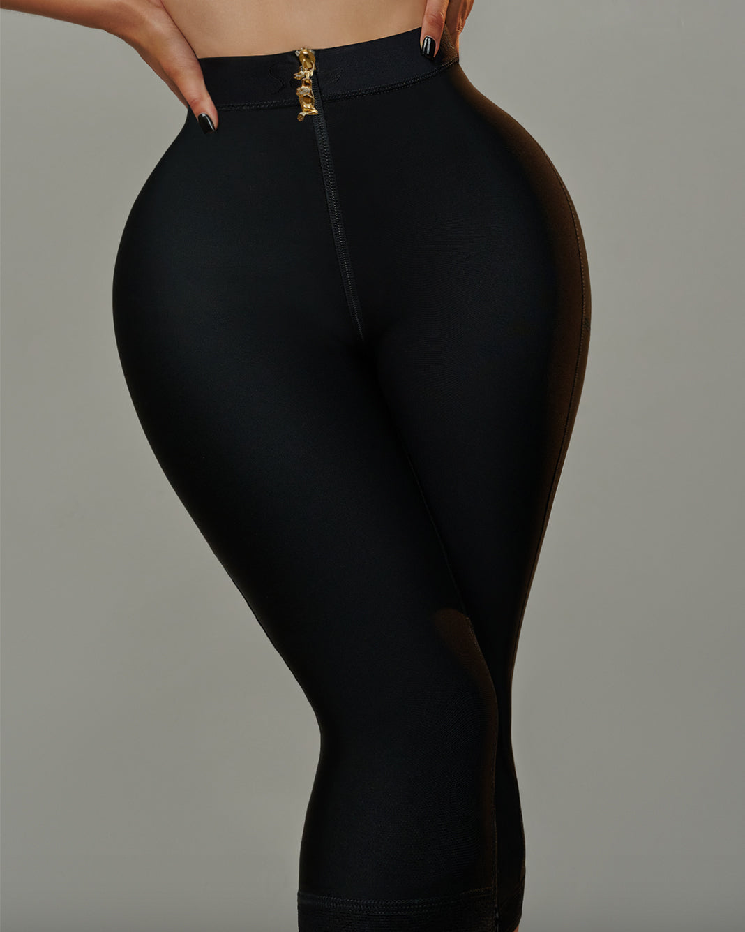 Nahtlose High-Waist Kompressions-Shorts mit Po-Lifting und Bauchkontrolle