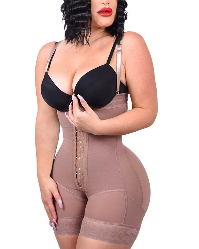 Übergröße Body Shaper mit Bauchkontrolle und Reißverschluss