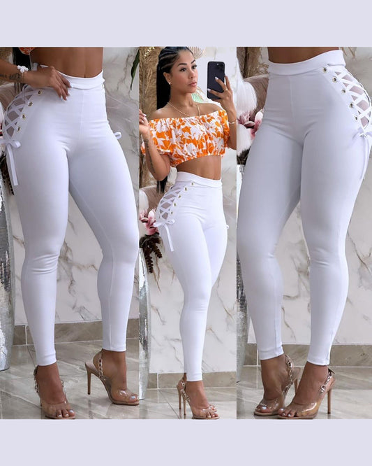 Skinny Jeans mit Reißverschluss hinten