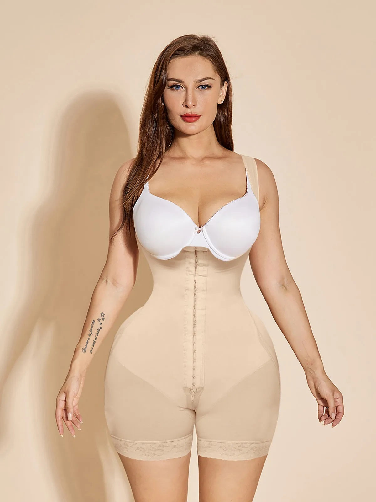 Skin Curvy Skin von Erika Vega